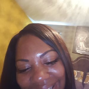 Meet your Posher, Kendra